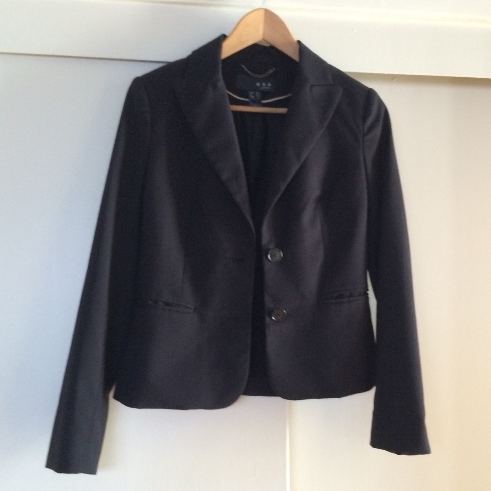 🔵🔵 PRICE DROP 🔵🔵 Black MNG by Mango blazer